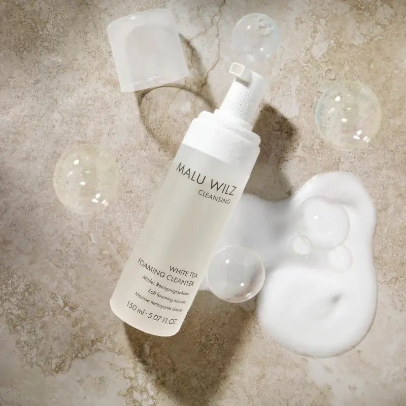 WHITE TEA FOAMING CLEANSER | WHITE TEA FOAMING CLEANSER 150 ml